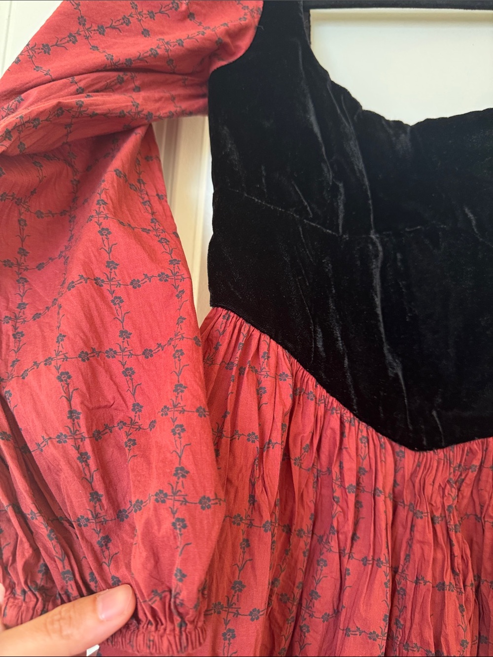 Christy Dawn Arielle Dress in Crimson Trellis XS - Picture 6 of 7